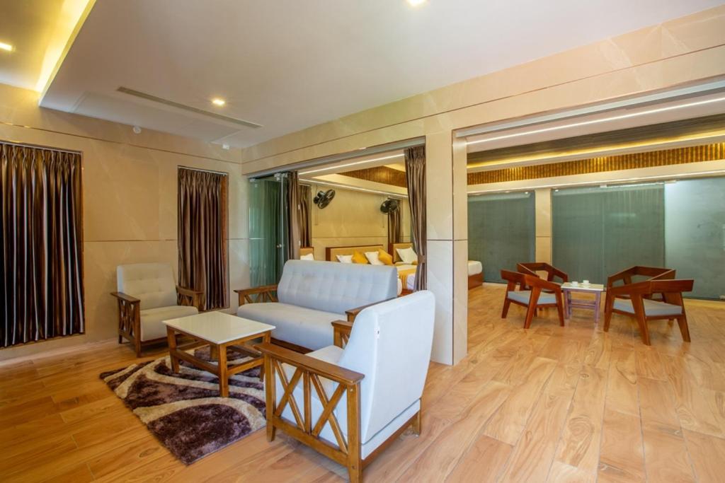 Zamin Resort Kuttalam  Exterior photo
